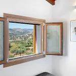 Eos Con Piscina Privata