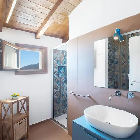 فيلة Eos Con Piscina Privata سكوبيلو